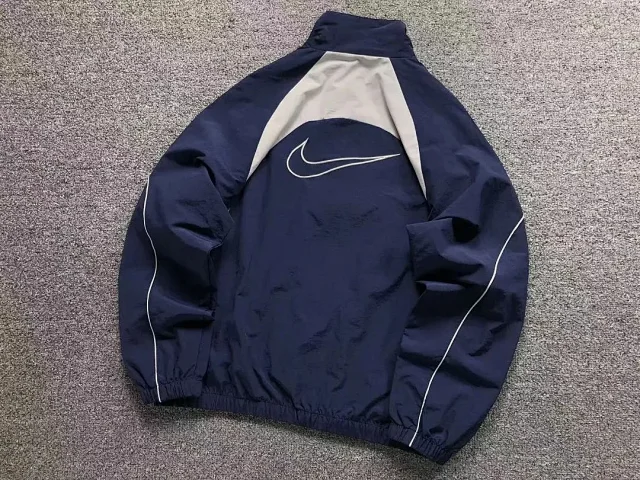Nike Trousers Elastic-Cuff Track product detail image 2