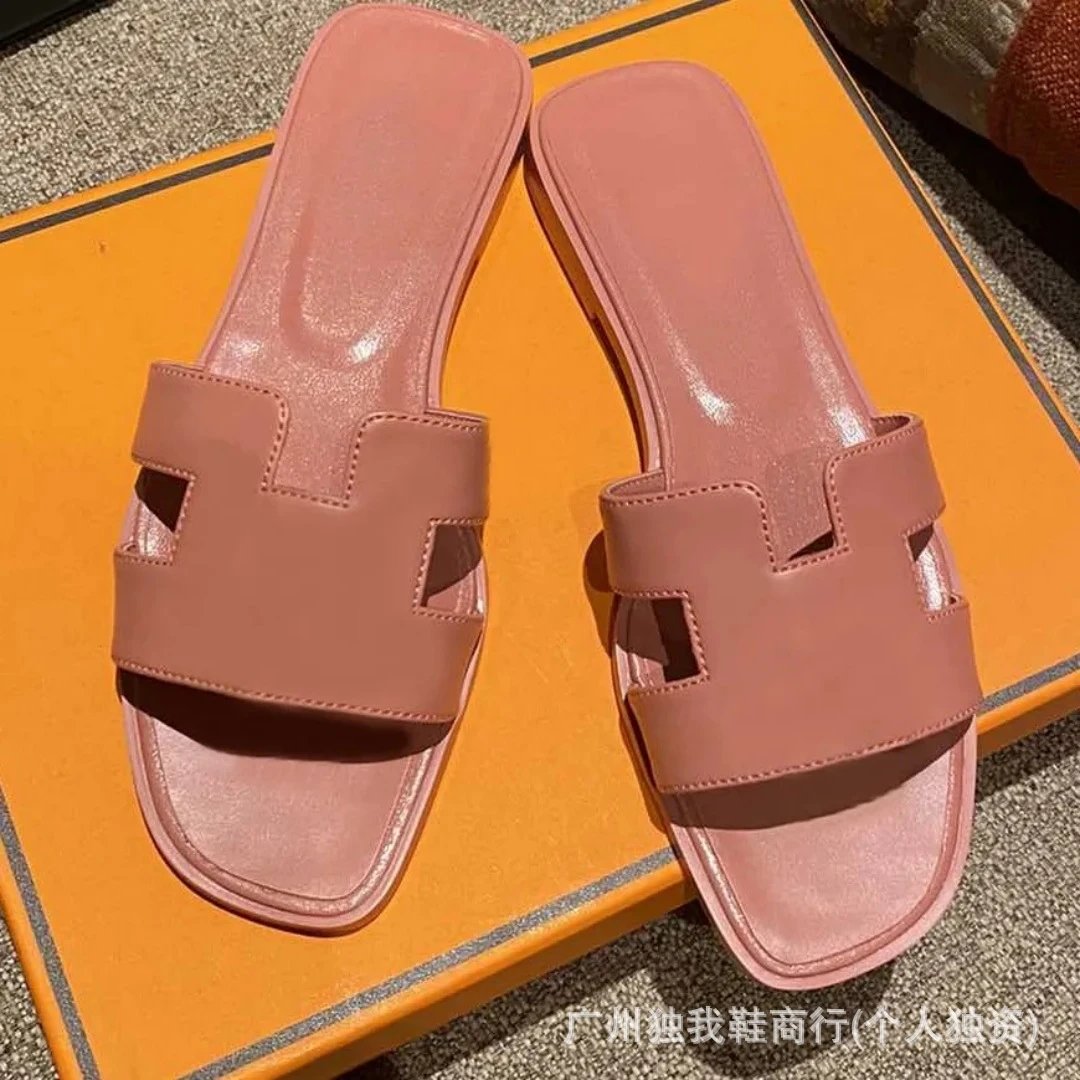 Hermès Sandals Oran H-Cut Slide — Deep pink