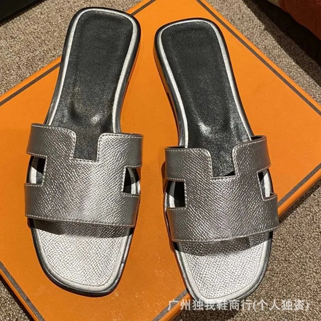 Hermès Sandals Oran H-Cut Slide — Palm-Print Silver