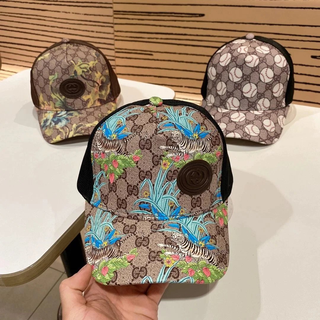 Gucci Tiger Print GG Supreme Baseball Cap Multicolor - 1