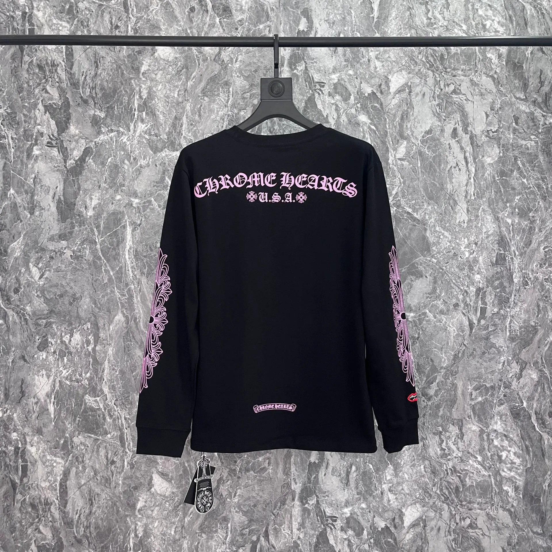 8819 Black