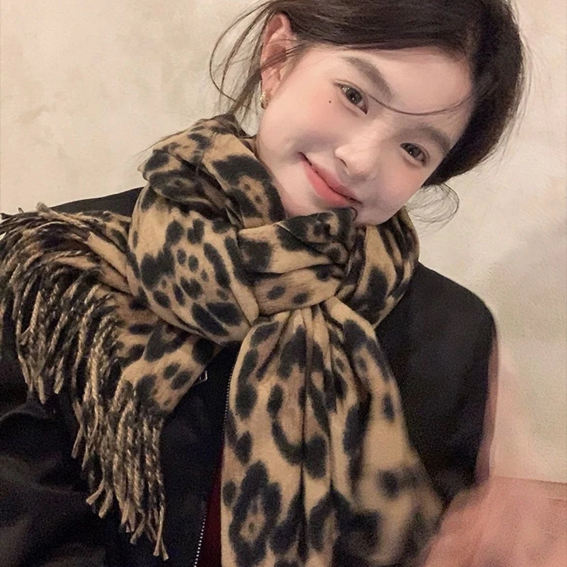 Vintage Leopard Print Scarf
