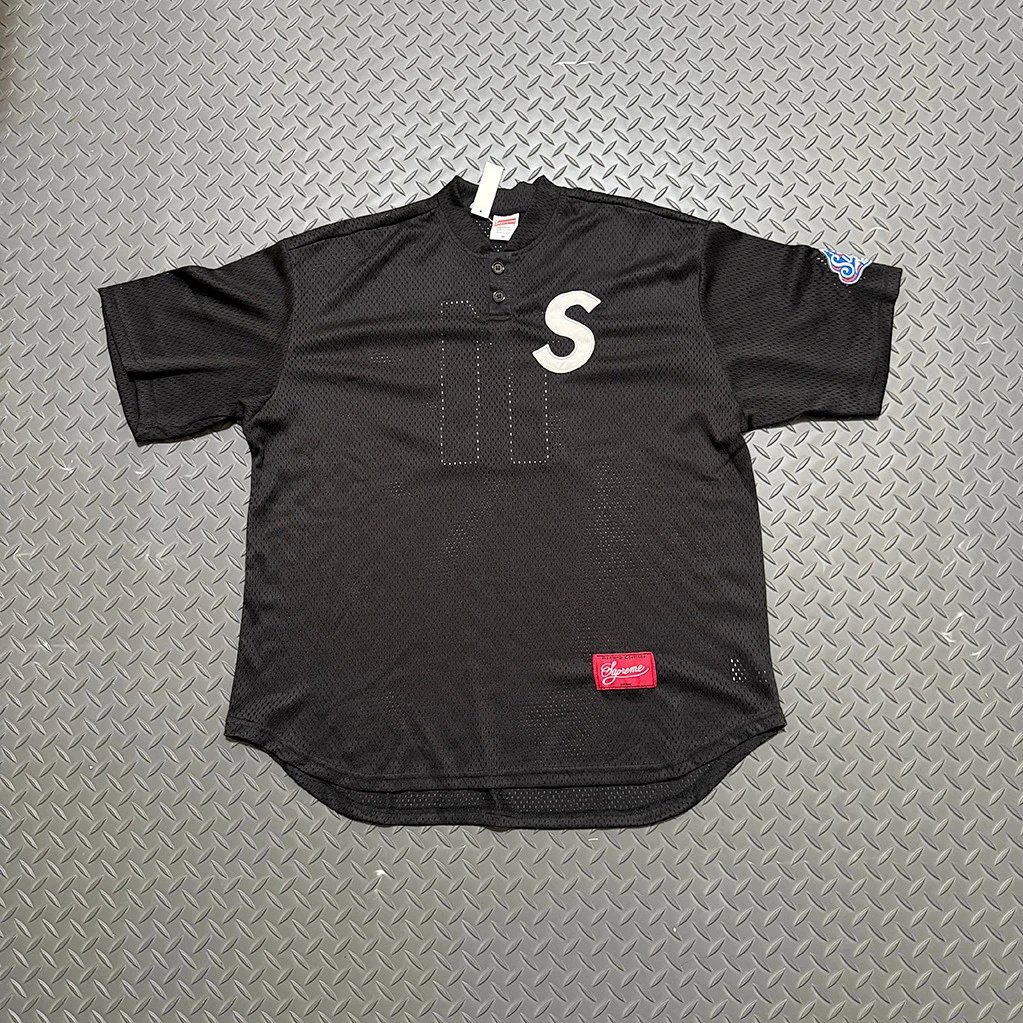 S Logo Henley