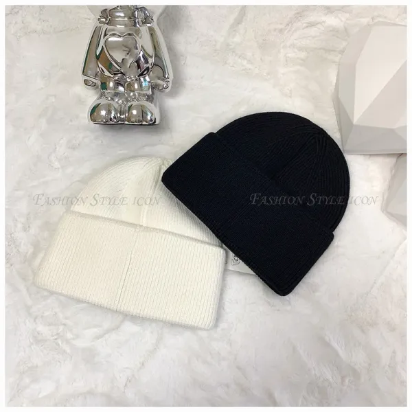 Celine Cross-Embellished White Beanie - 8