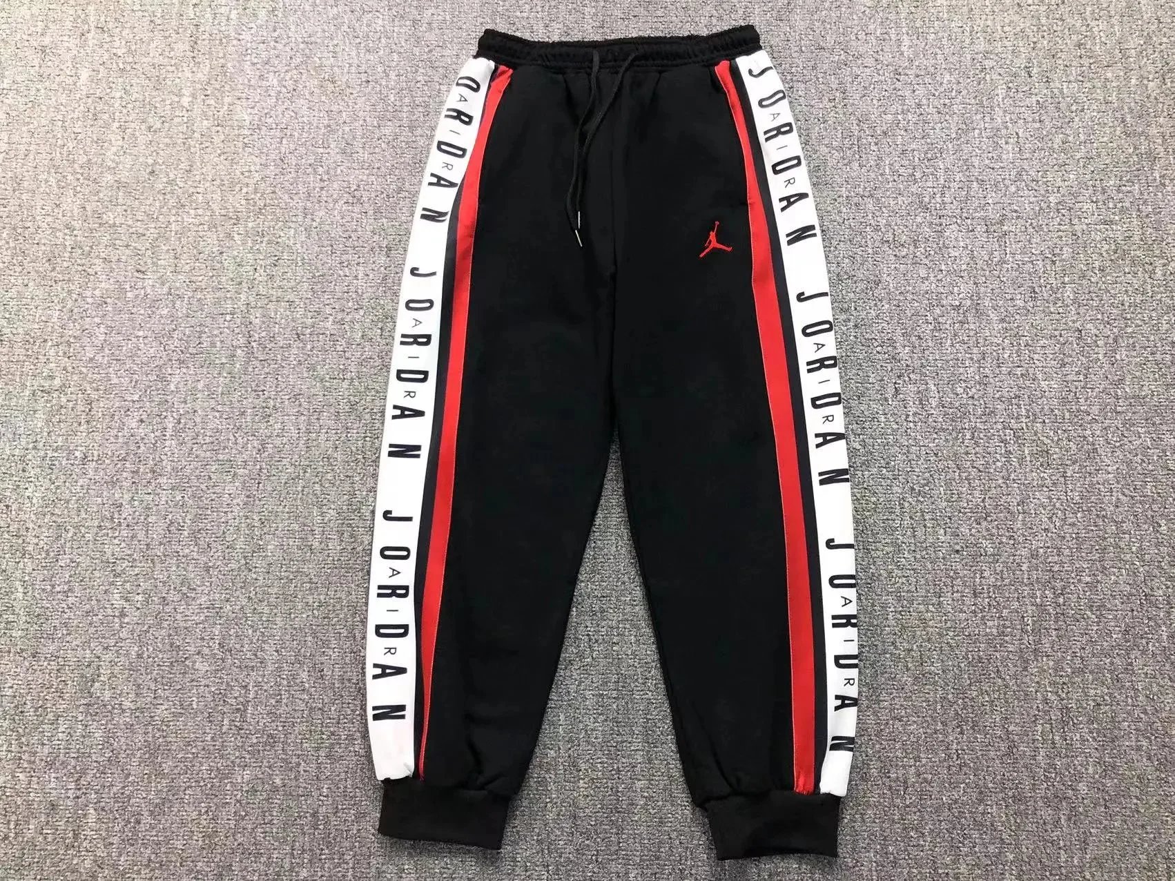 Air Jordan Graphic Sweatpants Black - 6