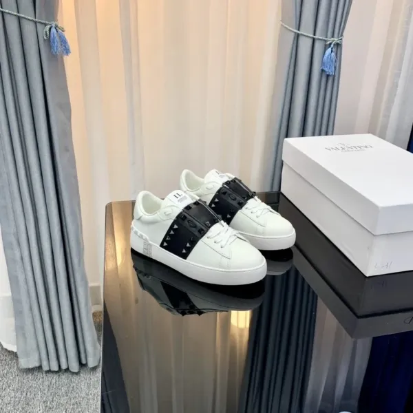 Valentino Rockstud Spike Low-Top White and Silver Sneakers - 9
