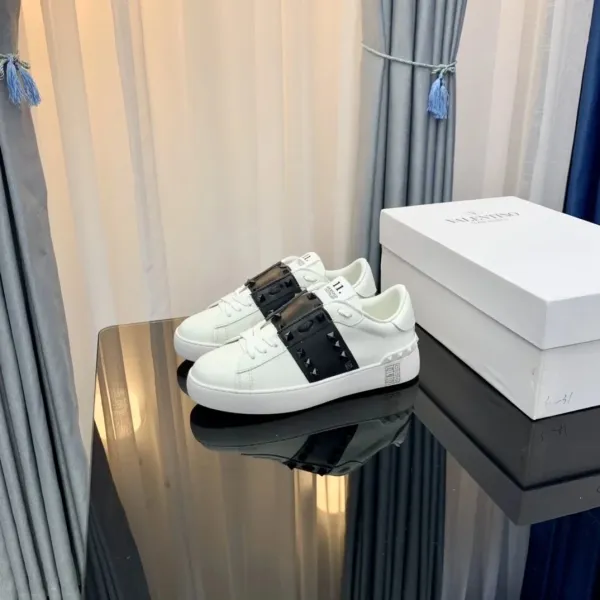 Valentino Rockstud Spike Low-Top White and Silver Sneakers - 4