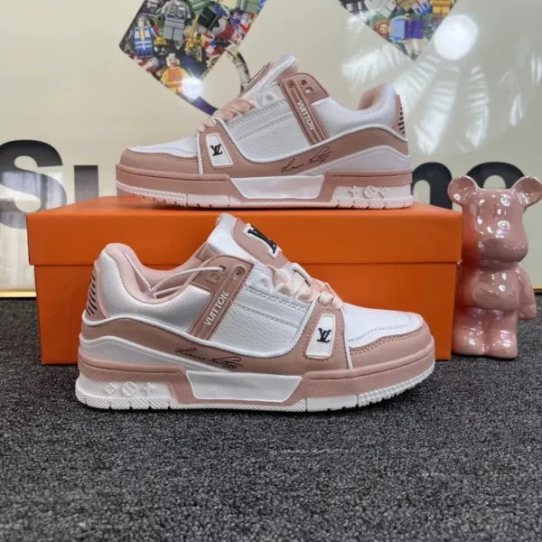 Louis Vuitton Trainer Low Pink and White Sneakers - 1