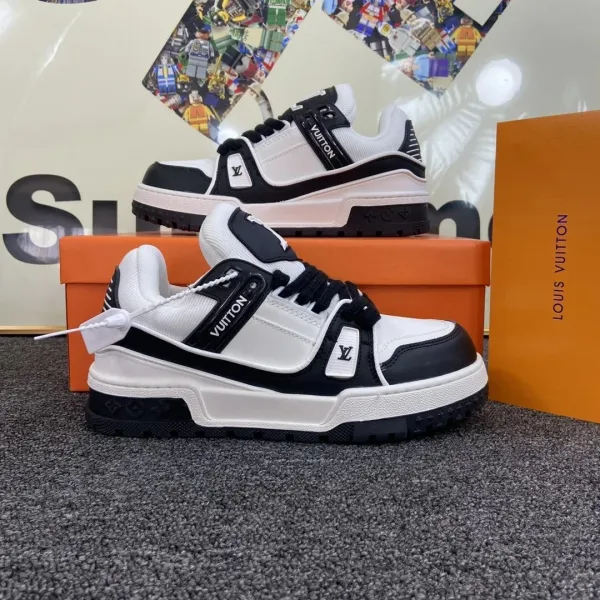 Louis Vuitton Trainer White and Black Chunky Sneakers - 1