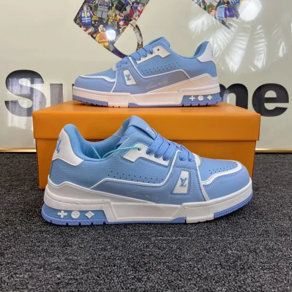 Louis Vuitton Trainer Low Sky Blue Sneakers - 1
