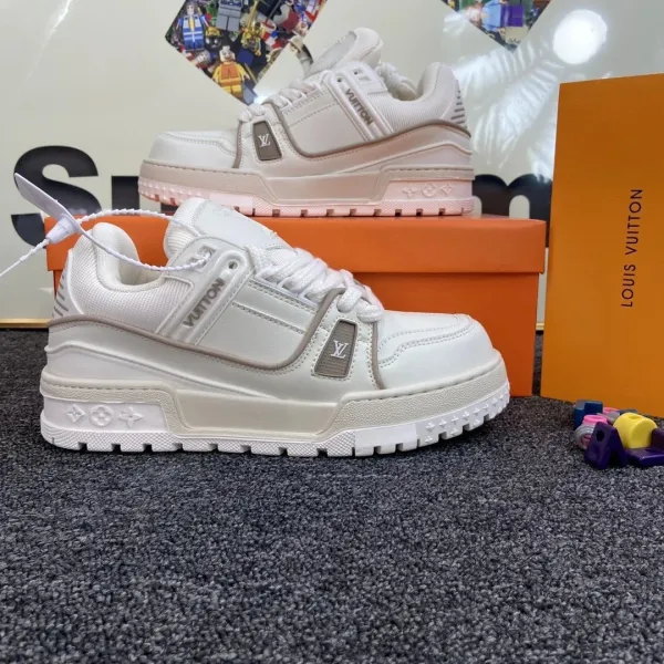 Louis Vuitton Archlight White Chunky Sneakers - 1