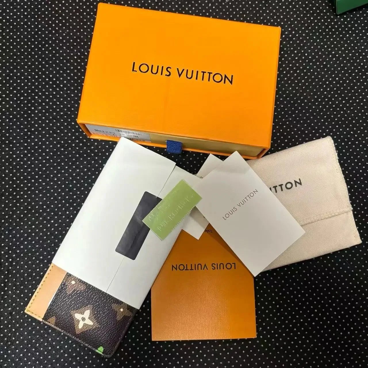 Luxury card bag original box original matching Luxury card bag blind box factory quality packaging complete