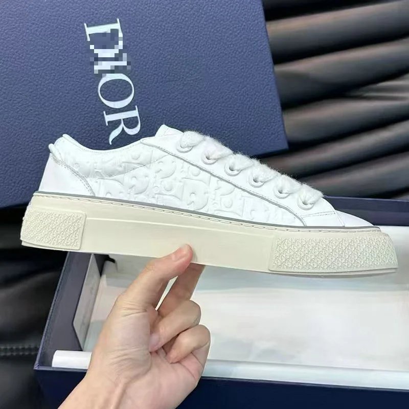 Thick-Sole Lace-Up Sneaker photo 4