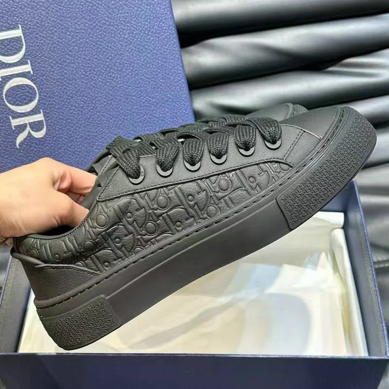 Thick-Sole Lace-Up Sneaker photo 5
