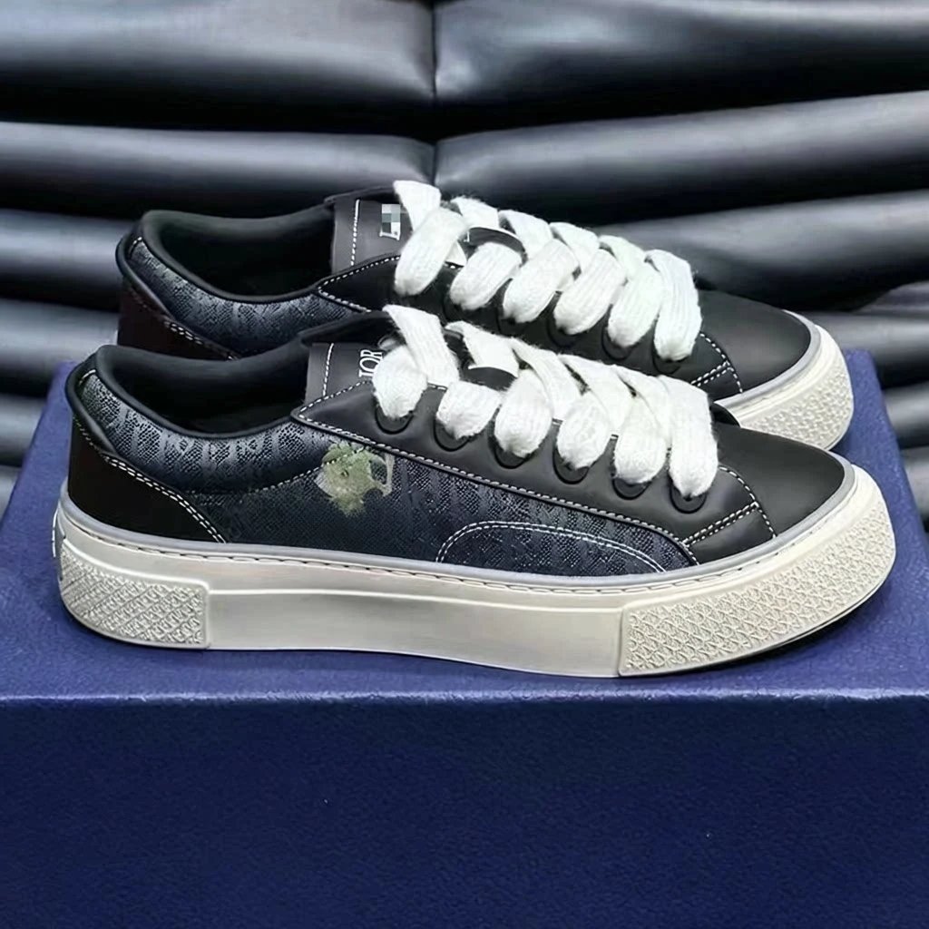 Thick-Sole Lace-Up Sneaker photo 6