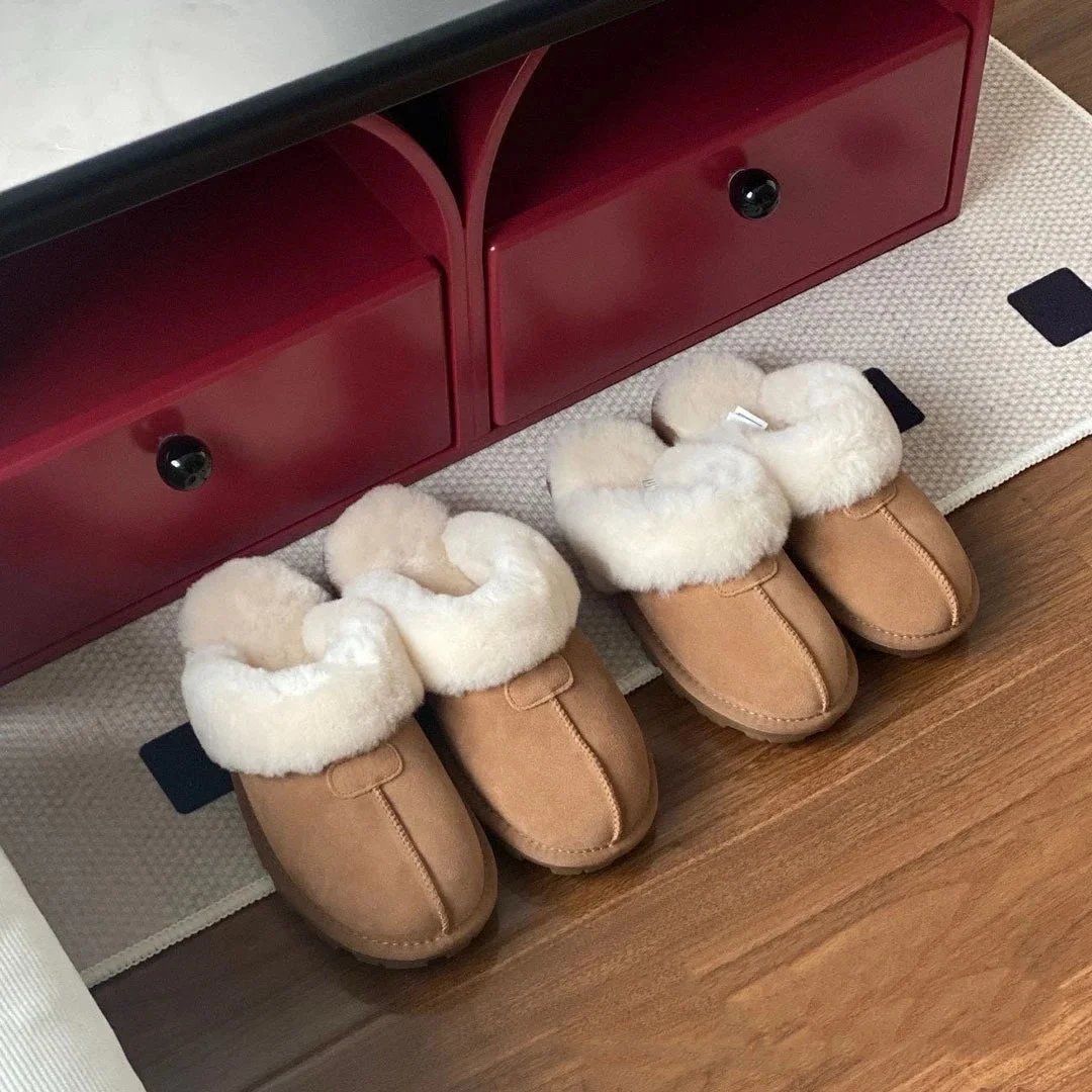 U* Wool Slippers