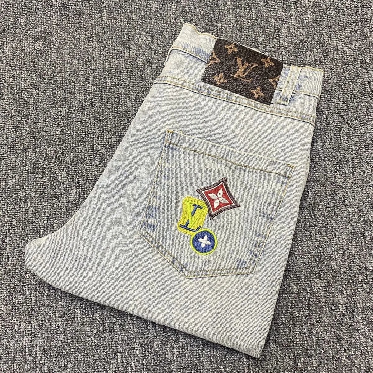 Slim Fit Cropped Pants