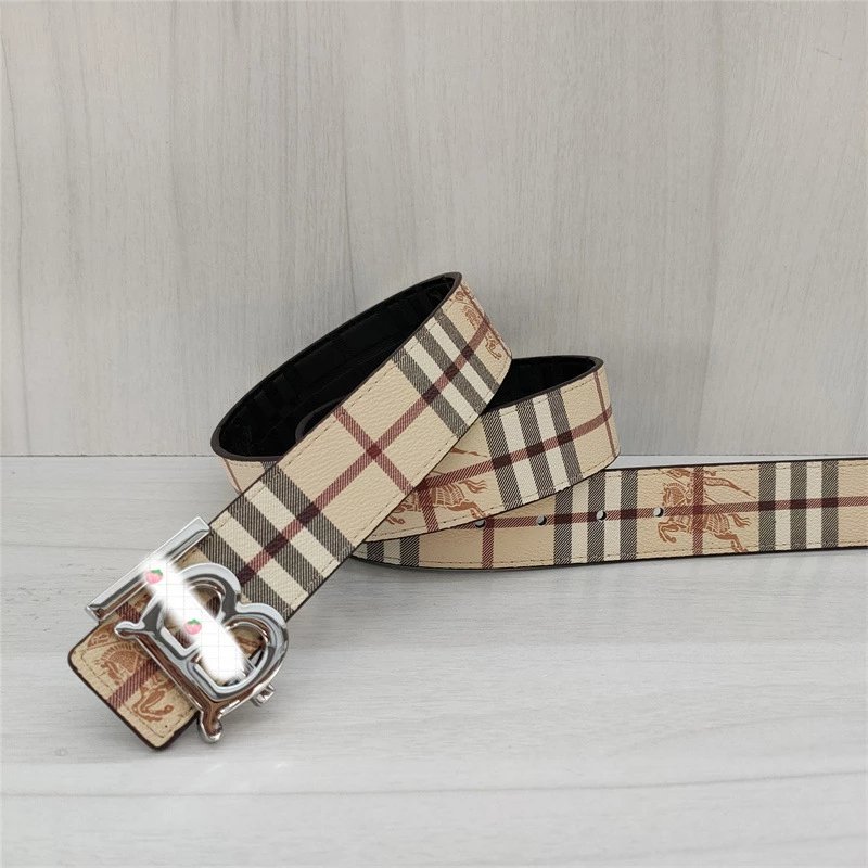 Burberry Classic Check Equestrian Knight Print Belt