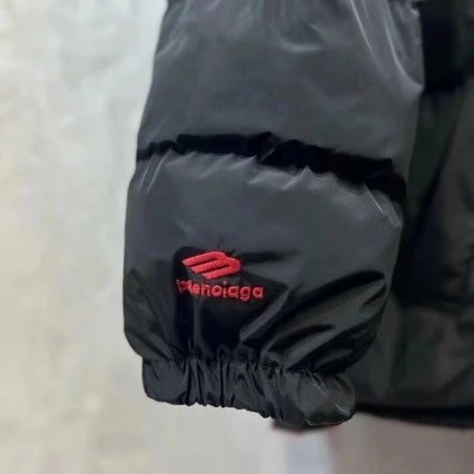 Moncler Grenoble Down Jacket Black - 5