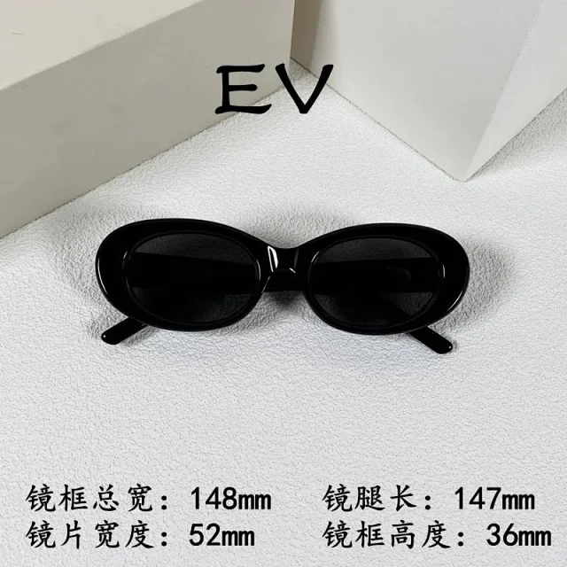 Unbranded Eyewear Assorted black sunglasses styles product detail image 7