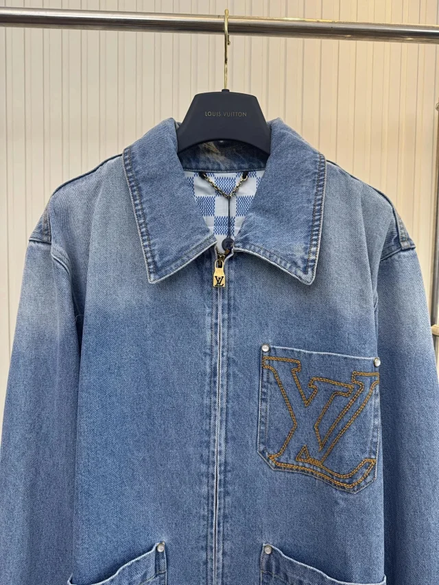Louis Vuitton Jackets Denim zip jacket with oversized collar and LV monogram pocket product detail image 3