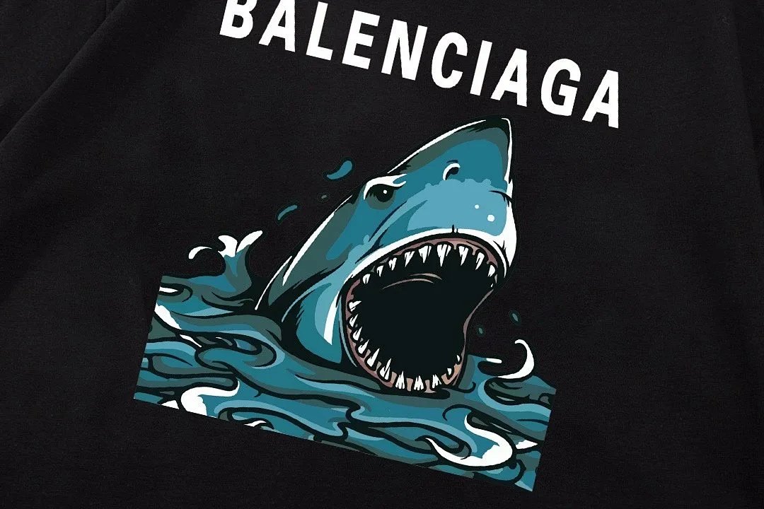 Balenciaga Shark Print Black T-Shirt product detail 2 in Litbuy spreadsheet finds