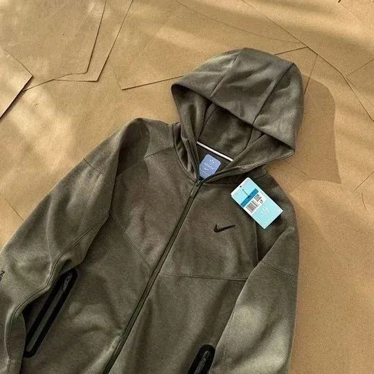 Nike Tech Fleece Full-Zip Hoodie Army Green Outerwear - 3