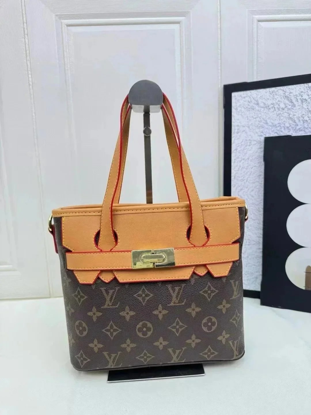 Louis Vuitton Crossbody Bags Monogram drawstring bag with braided chain strap — MT020