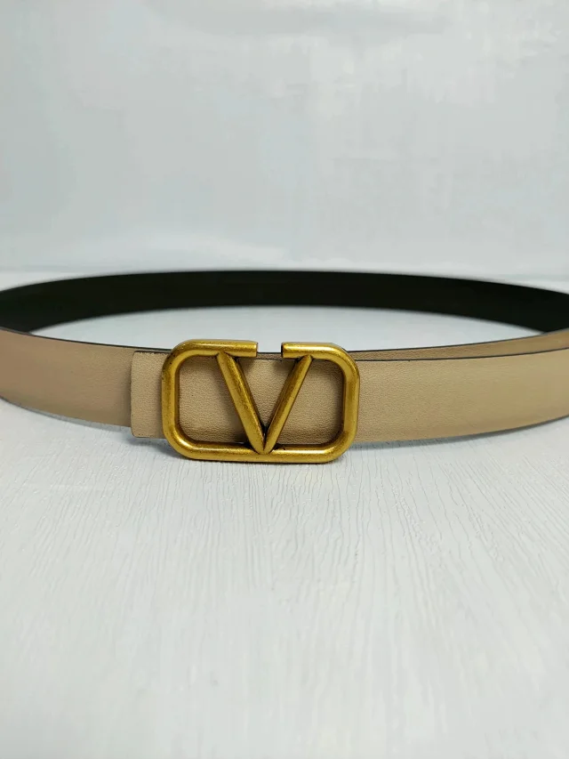 Valentino Belts VLogo Buckle product detail image 9