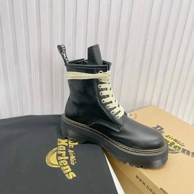 Dr. Martens Boots Fur-Lined Lace-Up Ankle product detail image 6