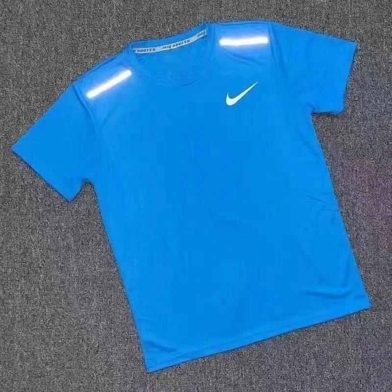 Nike Matching Sets Short-Sleeve Top and Shorts Set with Reflective Shoulder Details image 9