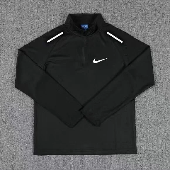 Nike Matching Sets Short-Sleeve Top and Shorts Set with Reflective Shoulder Details product detail image 3