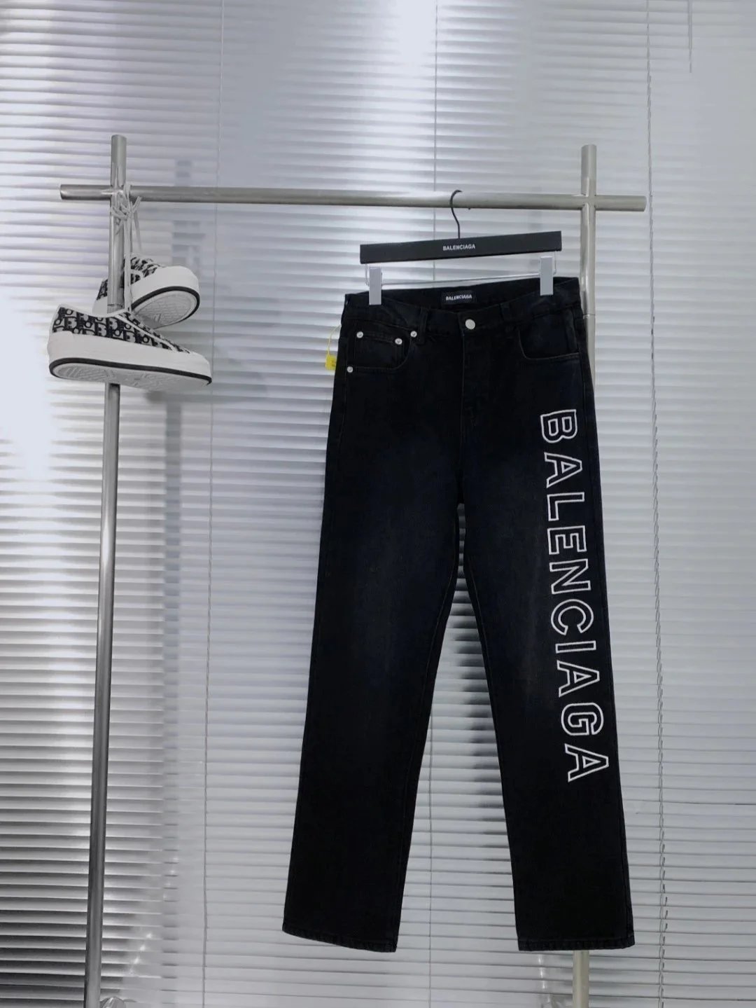 Balenciaga Logo-Print Wide-Leg Jeans Blue - 7