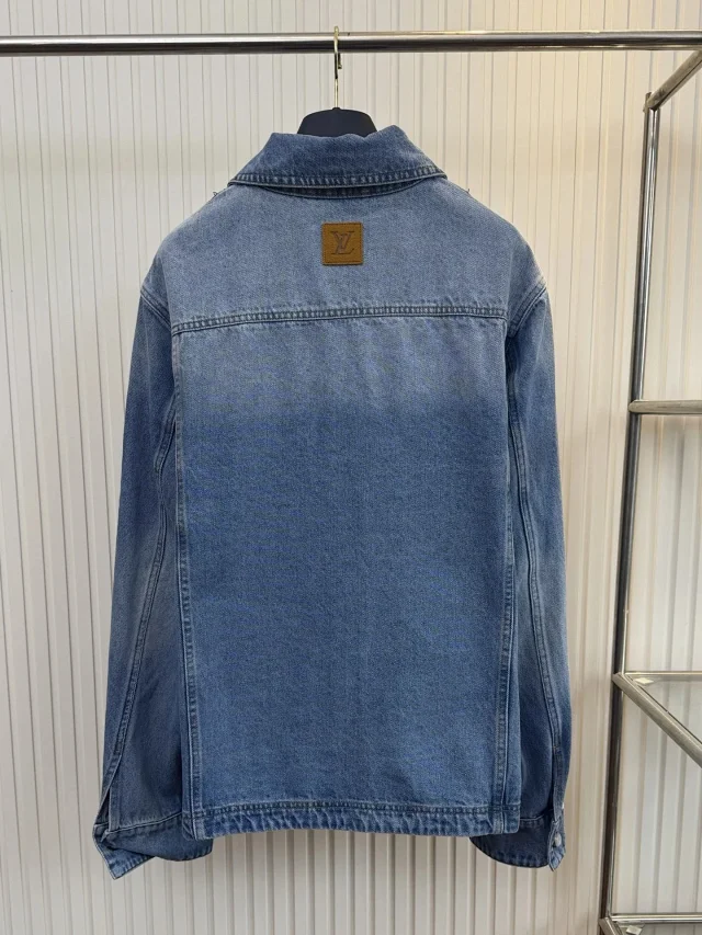 Louis Vuitton Jackets Denim zip jacket with oversized collar and LV monogram pocket product detail image 2