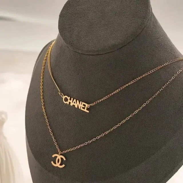 CHANEL Jewelry Double-Layer Logo Necklace product detail image 2