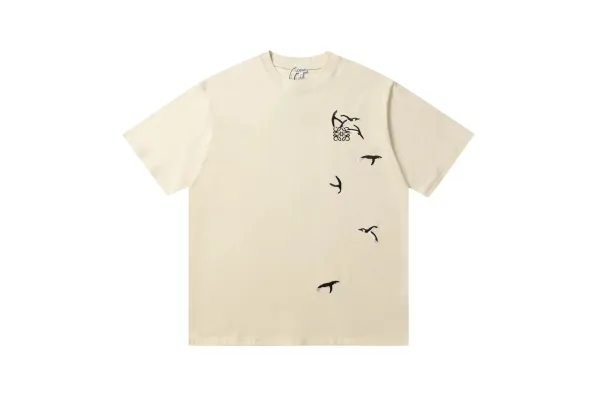 Loewe Penguin Embroidered Beige T-Shirt - 1
