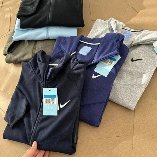 Nike Tech Fleece Full-Zip Hoodie Army Green Outerwear - 7