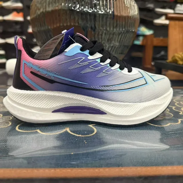 2025 Summer Couple Ultralight Running Shoes Detail