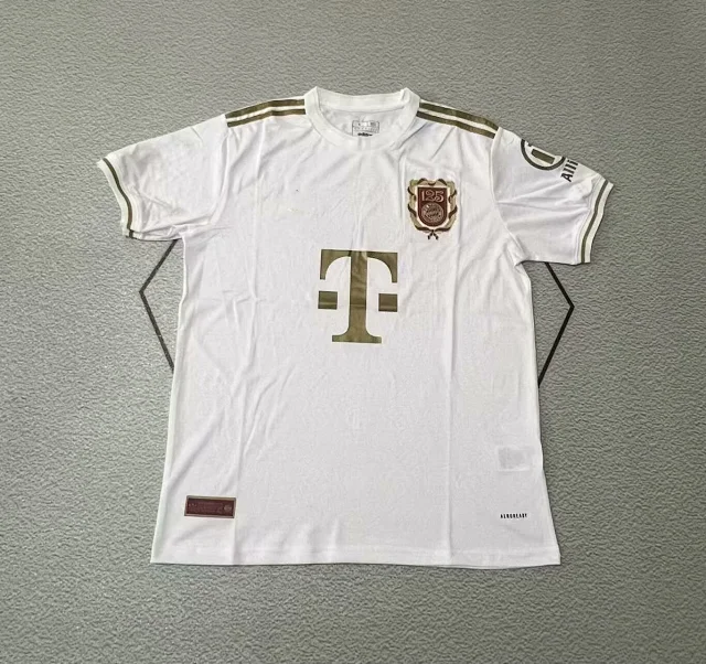 2526 Fluminense-Bayern Commemorative Jersey Detail