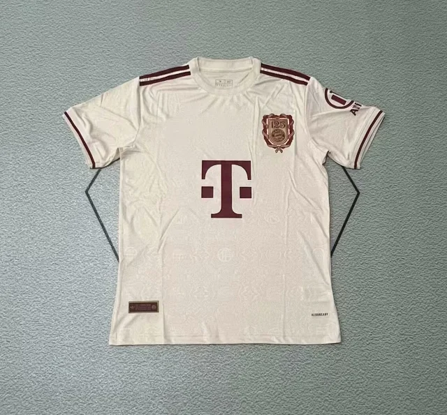 2526 Fluminense-Bayern Commemorative Jersey Detail
