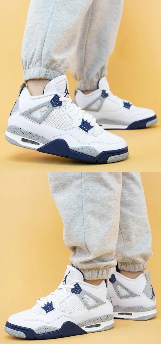 Authentic Youth Jordan 4 Couple Sneakers Detail