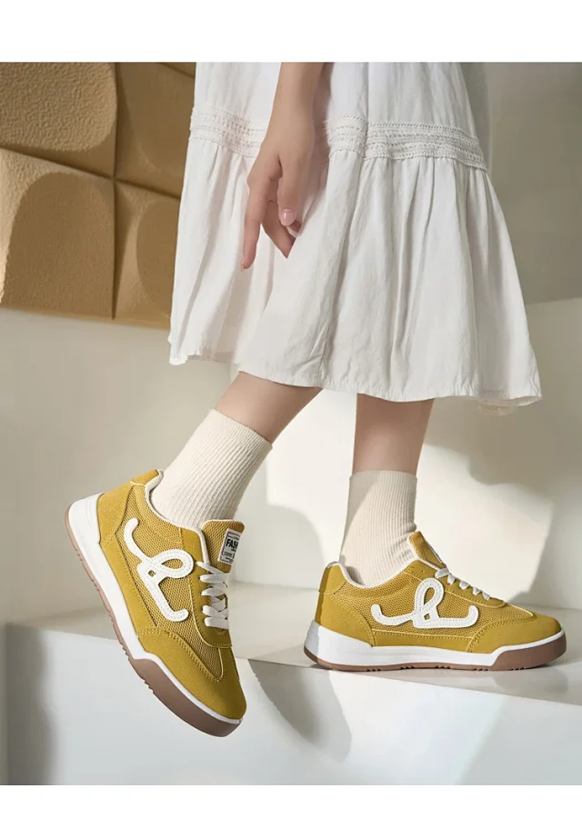SS25 K-Style Forrest Gump Low-Top White Chunky Sneakers Detail