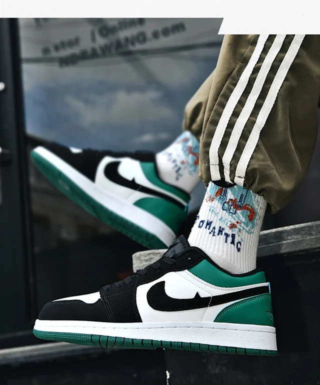 AJ Dunk Panda Unisex AF1 Lifestyle Shoe Detail