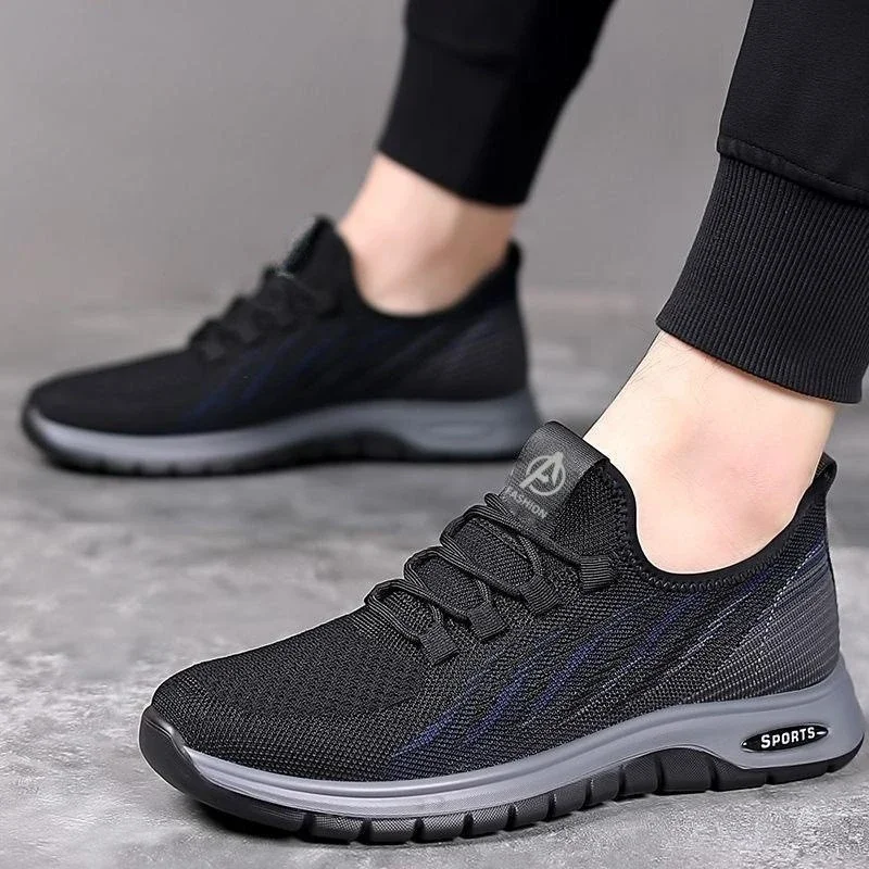 2025 Men's Breathable Knit Running Shoes