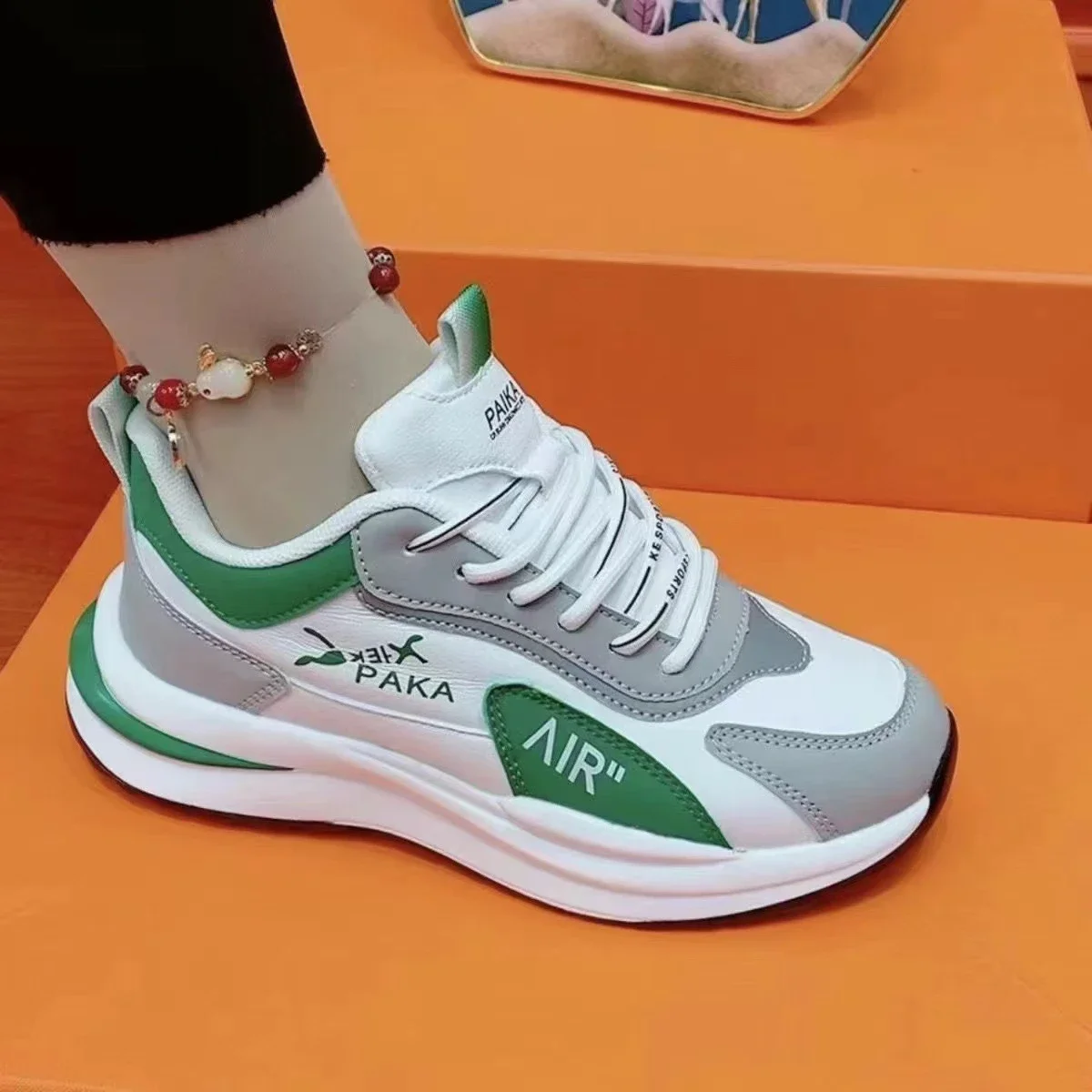 New Couples Lightweight Leather Dad Sneakers
