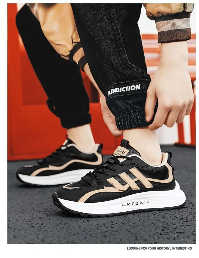 Men's 2025 Three-Stripe Durable Dad Runners Detail