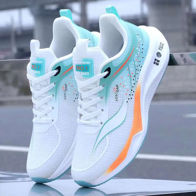 Men's Featherlight Cushioned Lifestyle Runner