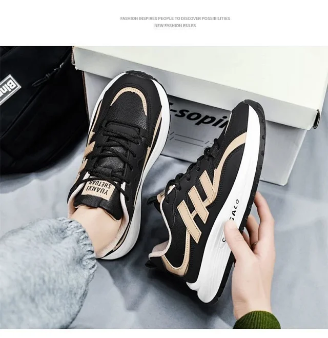 Men's 2025 Three-Stripe Durable Dad Runners Detail
