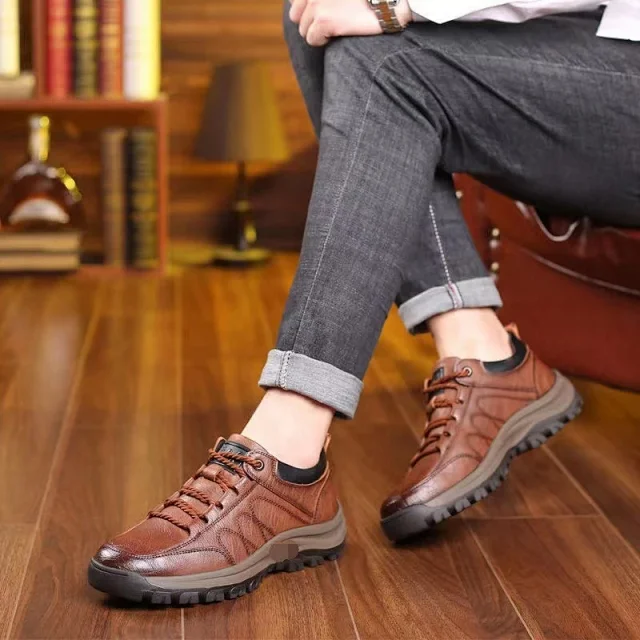 New Men's Hiking Shoes - Comfortable Breathable Casual Detail