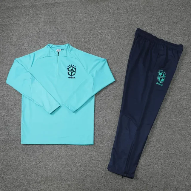 French NT Half-Zip Soccer Trainer Set Detail